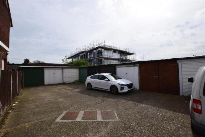 Garage En-Bloc: