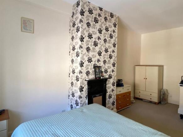 2 bed Terraced for sale Image 8