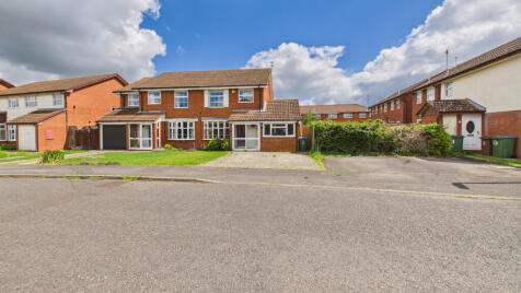 Edward Close, Aylesbury, Buckinghamshire