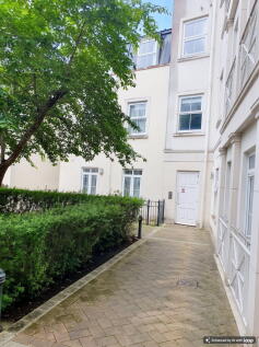 South Terrace, Main Street, Dickens Heath