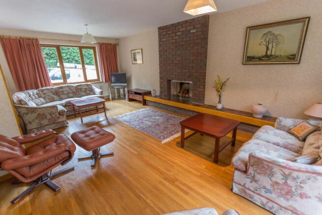 Sitting Room with fireplace