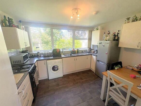 Kitchen.jpg