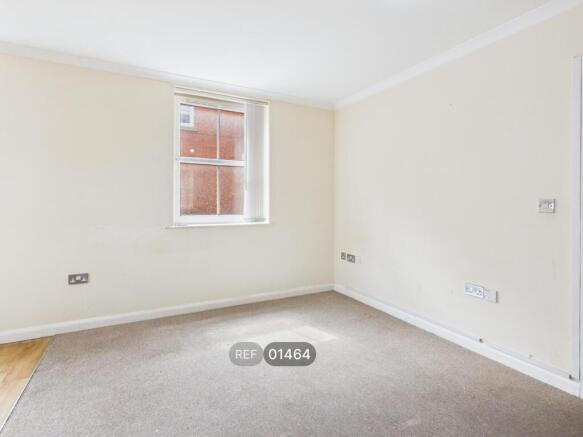 2 bed Apartment to rent Image 6