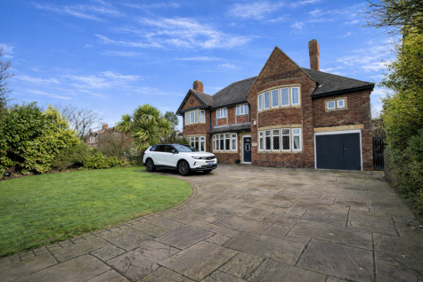 Lytham Road, South Shore, FY4