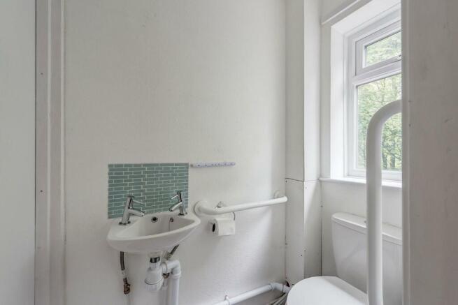 180ManchesterRoad(Interior)(10of23).jpg