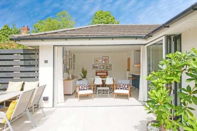 3 bed Detached Bungalow for sale Image 4