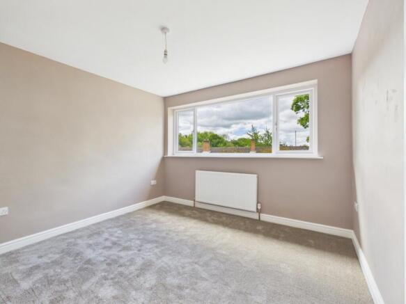 3 bed Semi-Detached for sale Image 10