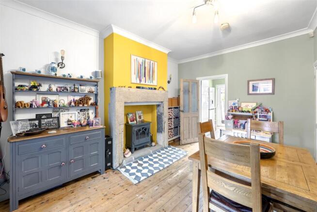 3 bed Terraced for sale Image 7
