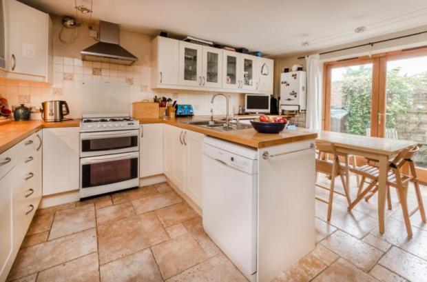 Kitchen/Breakfast