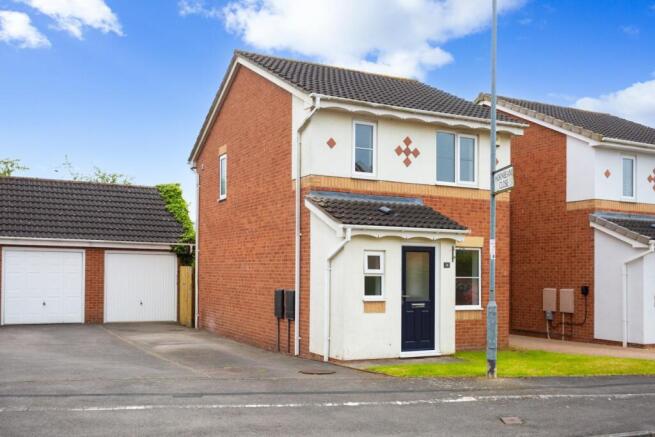 3 bed Detached for sale Image 12