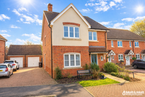 Columba Gardens, Wokingham, Berkshire