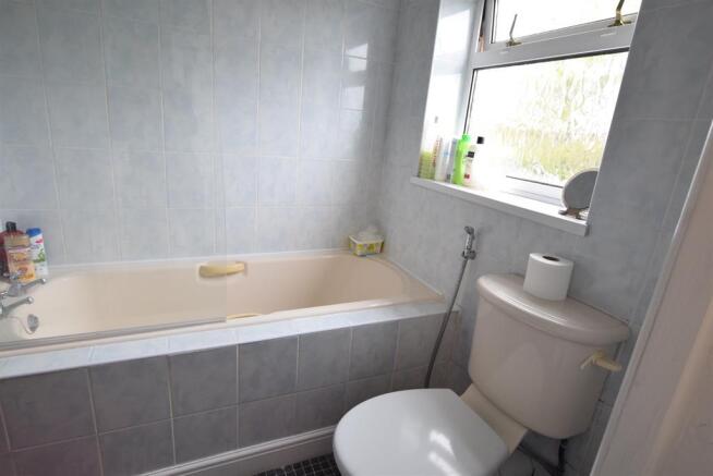 En- suite Bathroom