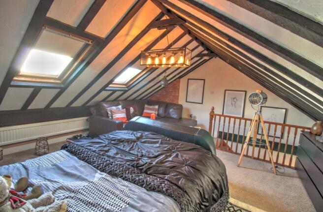 Attic Bedroom d
