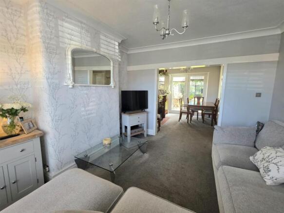 Dawson Road, Broadheath, Altrincham photo 4