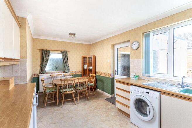 3 bed Bungalow for sale Image 6