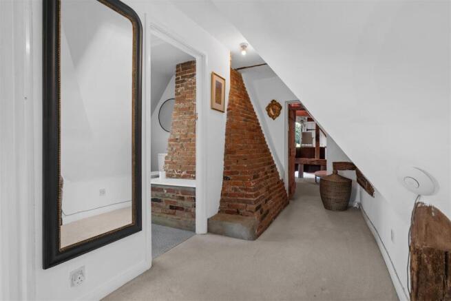End Cottage-36.jpg