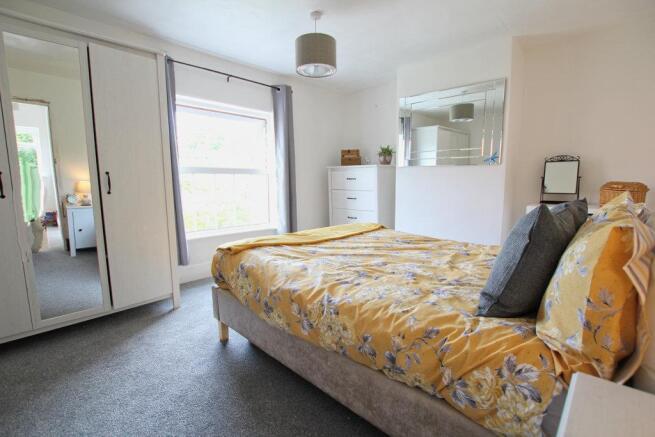 cherry garth bedroom.blur.jpg
