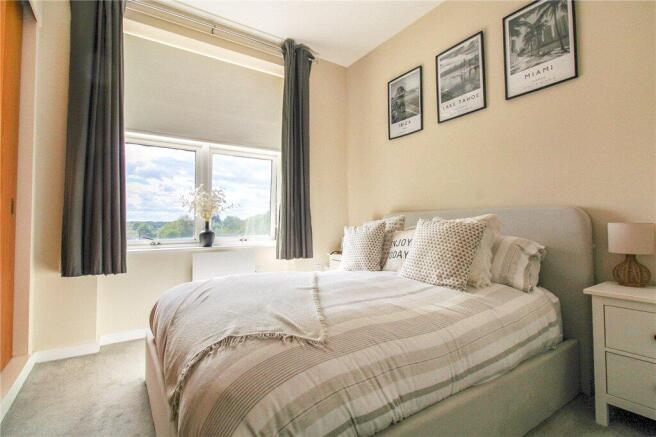 2 bed Penthouse for sale Image 7