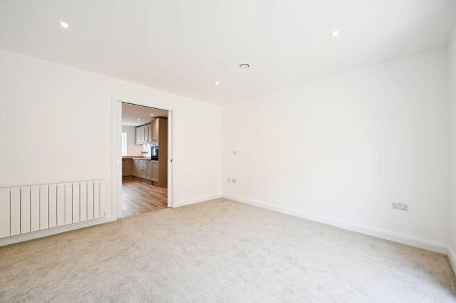 3 bed Town House for sale Image 10