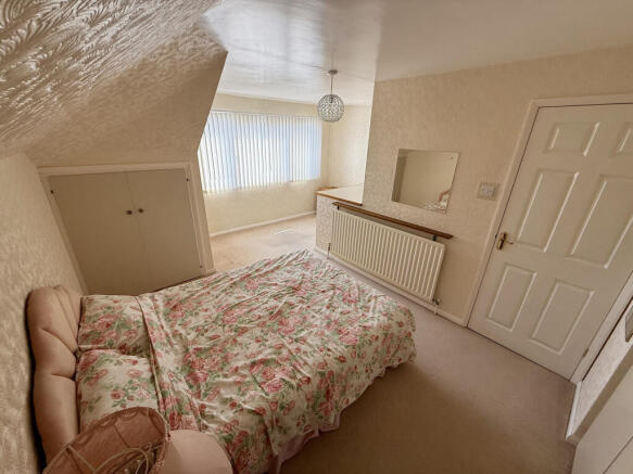 3 bed Detached Bungalow for sale Image 12