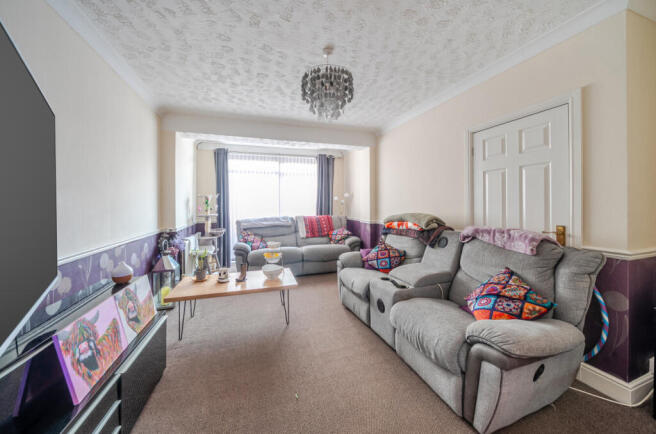 1426010-15-69b054...