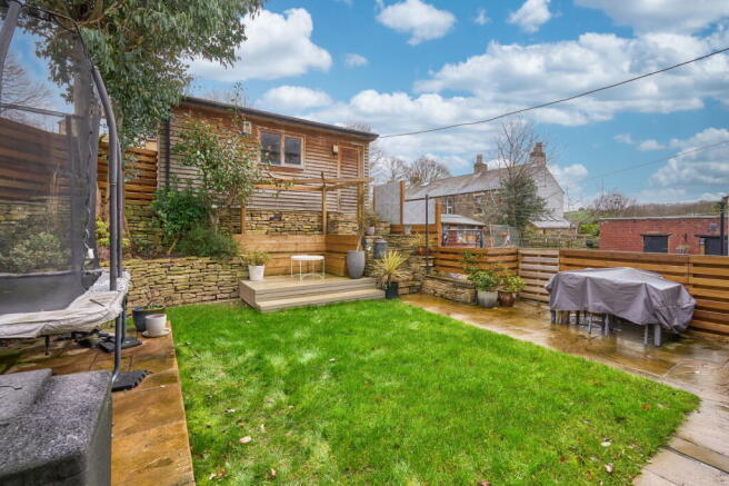 West View, Denby Dale, Huddersfield, HD8 8RY photo 4