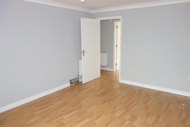 lounge1.JPG