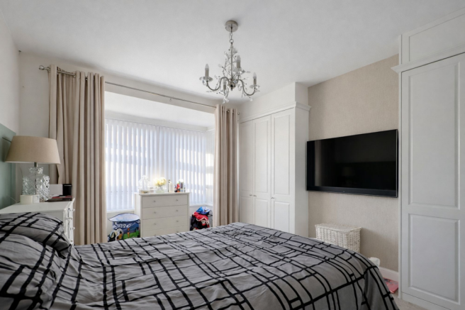 3 bed Semi-Detached for sale Image 10