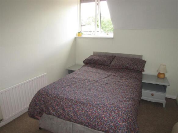 3 bed Semi-Detached for sale Image 12