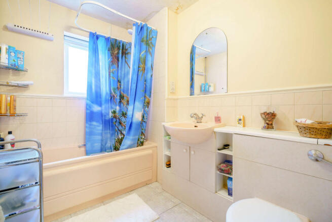8438619-interior04-800