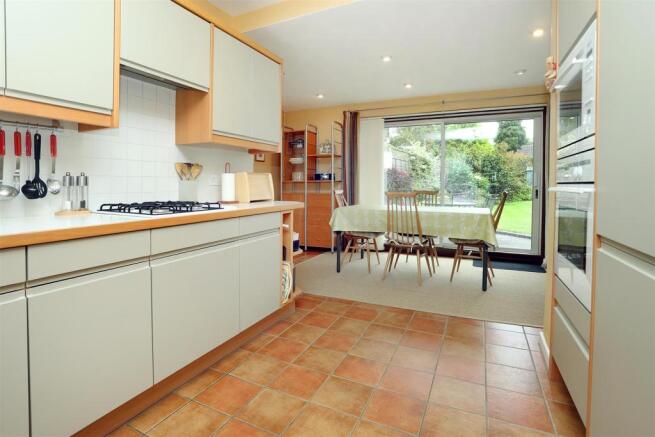 kitchdin.JPG
