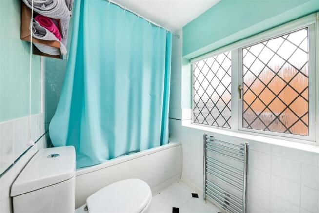 HOUSE BATHROOM