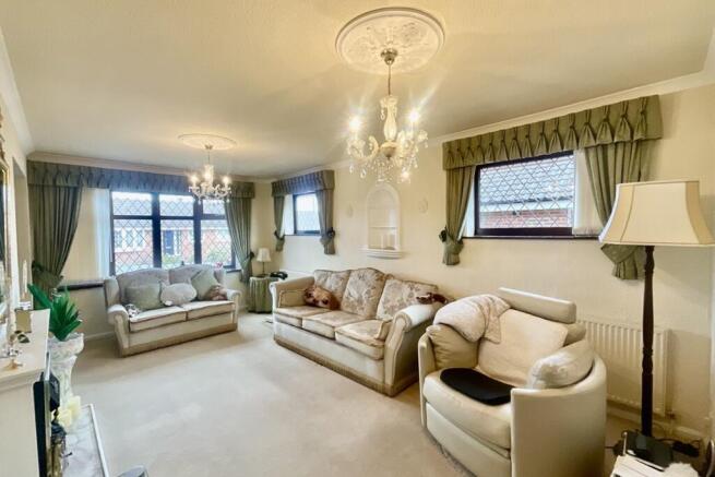 3 bed Bungalow for sale Image 7