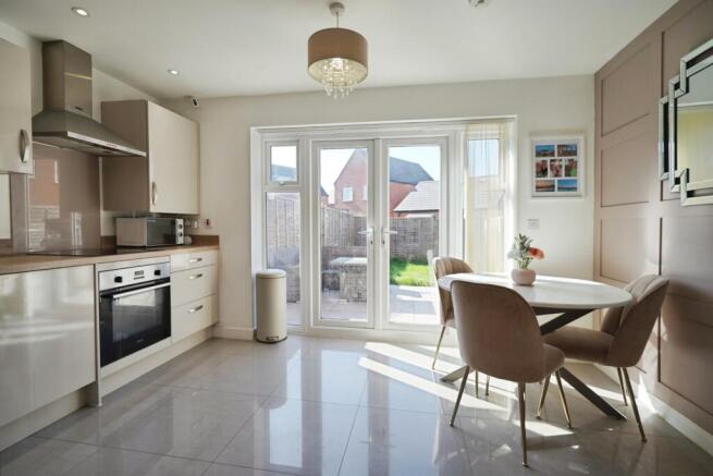 Osprey Drive, Branston, Burton-on-Trent, Staffordshire, DE14 photo 3