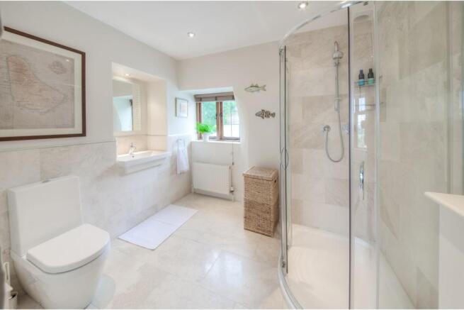 Master En-suite
