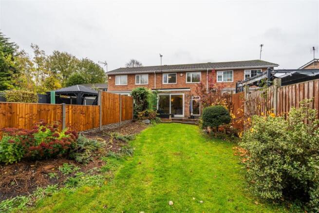 18 Milholme Green_12.jpg