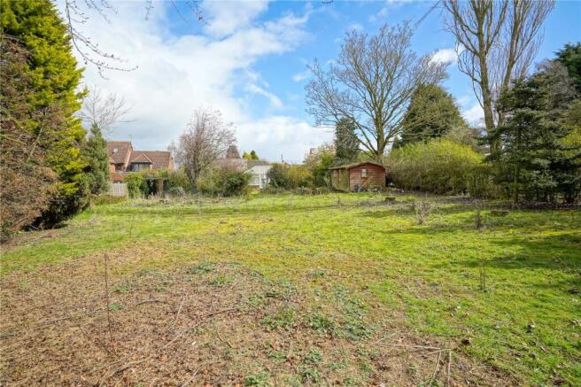 4 bed Bungalow for sale Image 4
