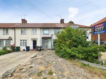 Cressingham Road, Edgware, HA8