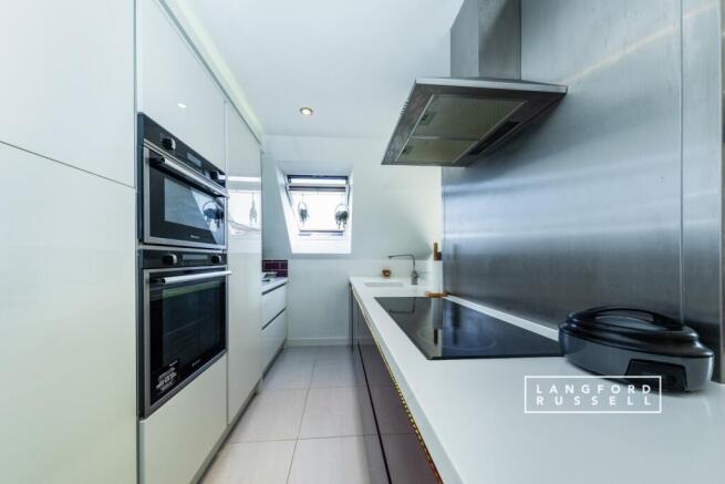 d6d369b7-da18-f11...