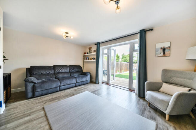 1295886-17-682cb1...