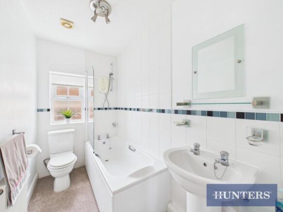 4 bed Detached for sale Image 12