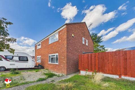 Courtfield Road, Quedgeley, GL2