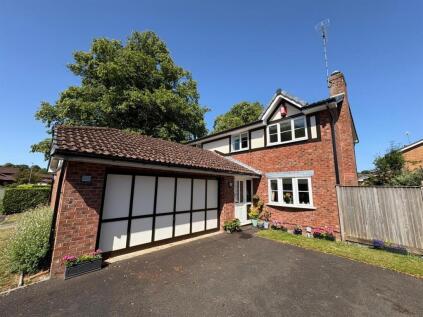 The Whitfields, Macclesfield