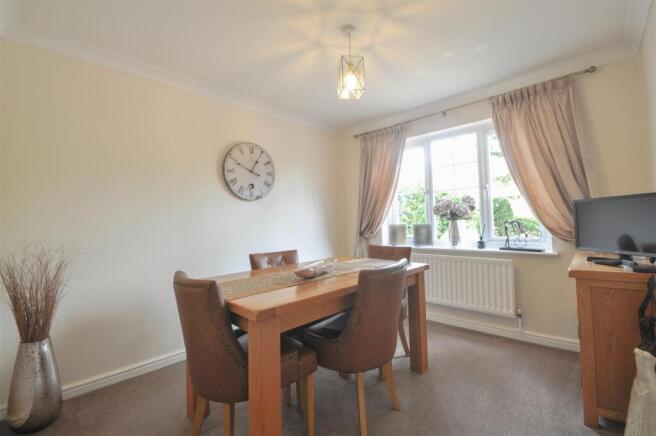Dining room.jpg