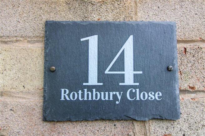 14 Rothbury Close
