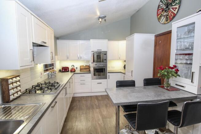 Kitchen/breakfast ro