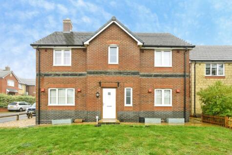 Jupiter Close, Blunsdon, Swindon