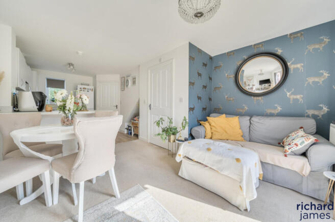 6123dc39171a4775b96e204b601ad05e