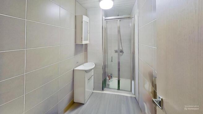 6 bed Terraced to rent Image 8