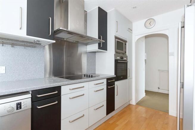 Caversham Court_9.jpg